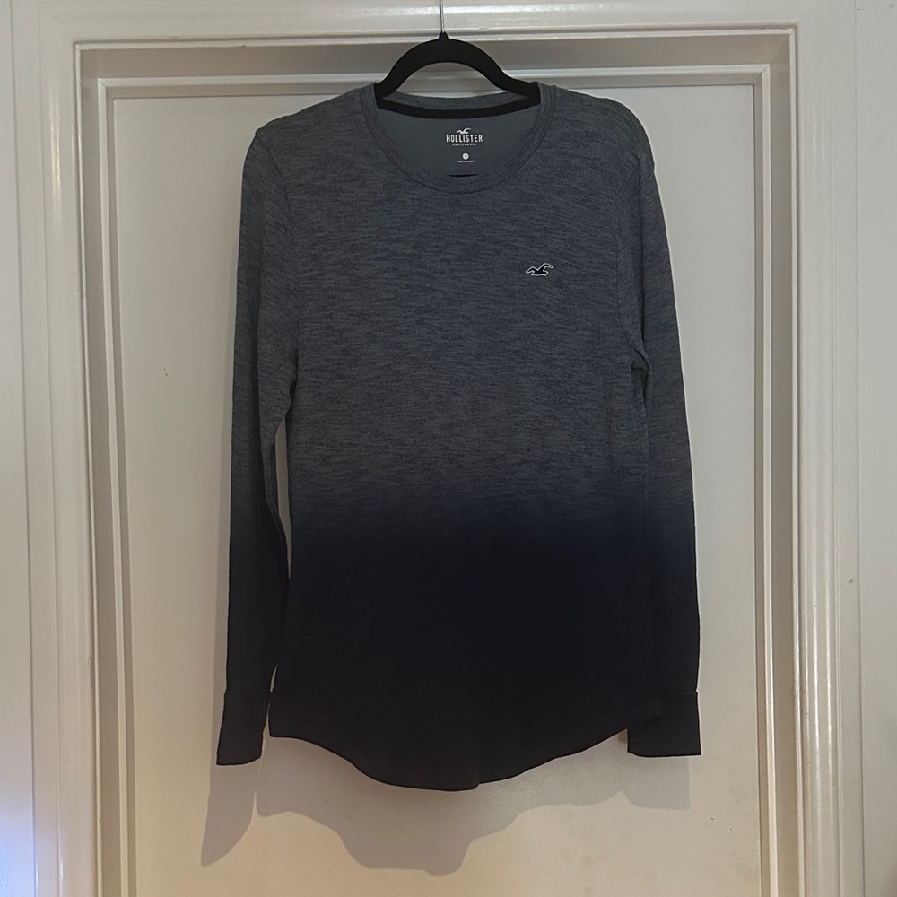 Hollister Ombre Gray and Black Long Sleeve Tee